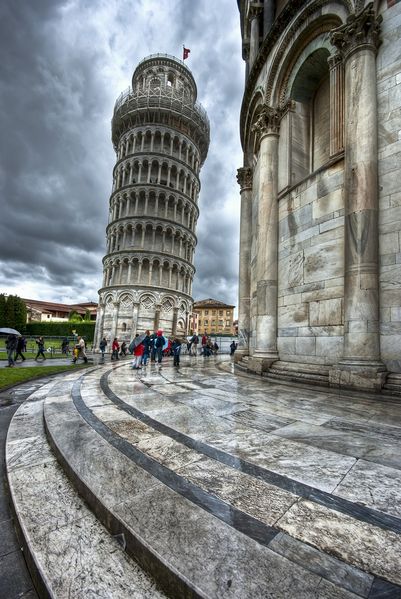 Soubor:La torre di Pisa.jpg