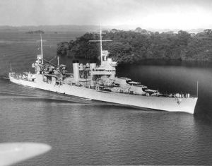 USS Vincennes v Panamském průplavu (leden 1938)