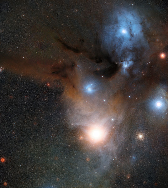 Soubor:Wide-field view of the Rho Ophiuchi star forming region in visible light.jpg