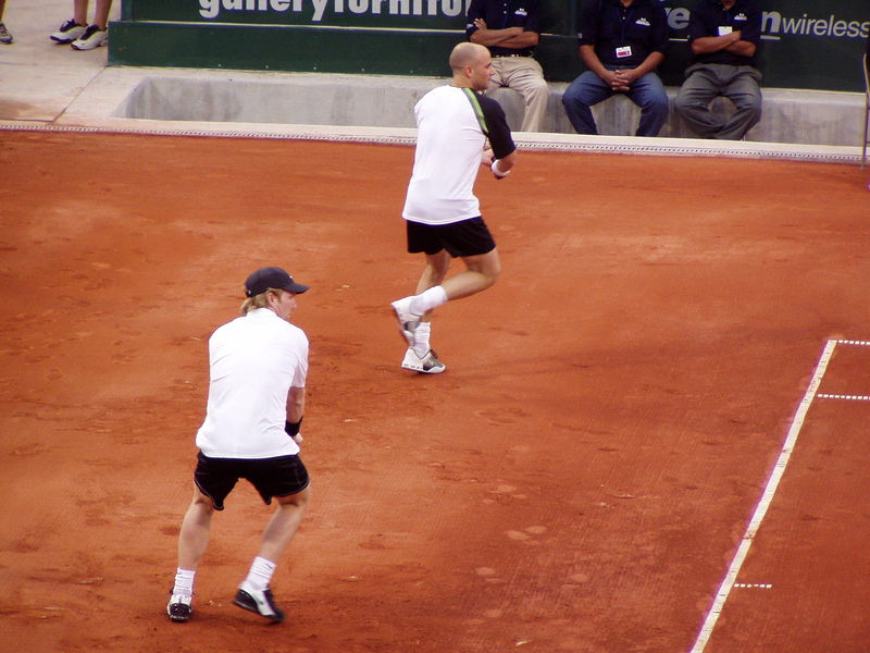Soubor:Agassi Courier US Clay Court 2005.jpg