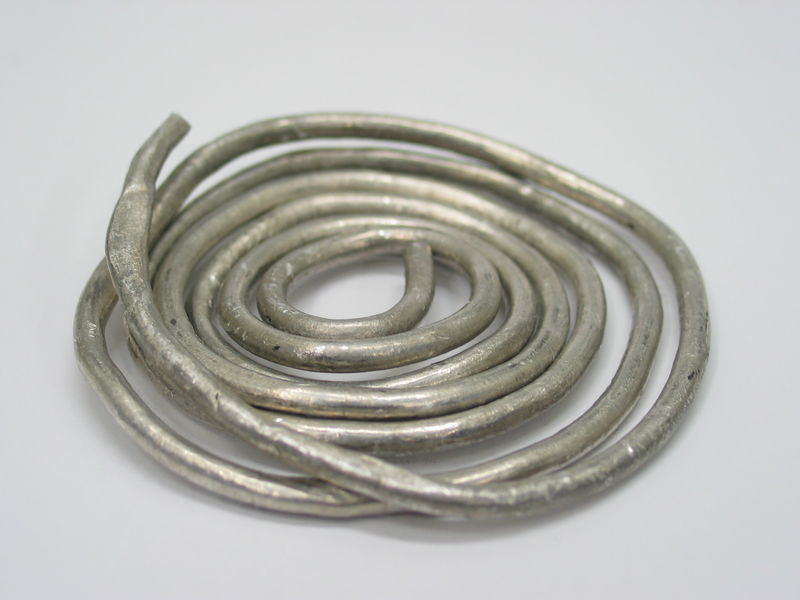 Soubor:Indium wire.jpg