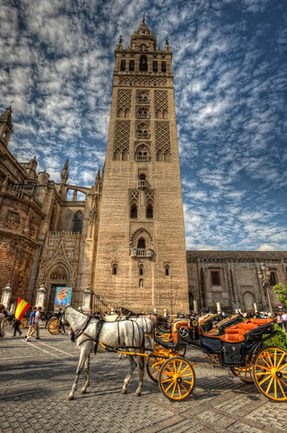 Cathedral of Seville HDR.jpg