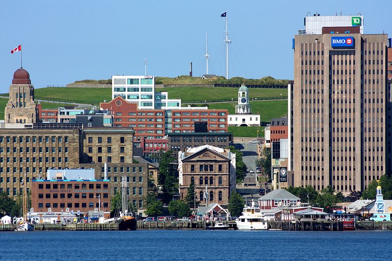 Soubor:Halifax Waterfront-2011-Flickr.jpg