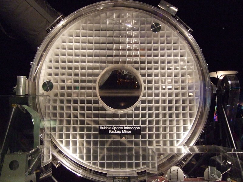 Soubor:Hubble backup mirror.jpg