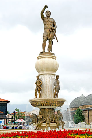 Warrior Monument ve Skopje (2013)