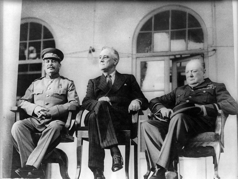 Soubor:Teheran conference-1943.jpg