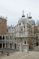 Basilica di San Marco vista dal cortile del Palazzo Ducale Venezia.jpg