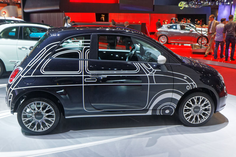 Soubor:Fiat 500 - Mondial de l'Automobile de Paris 2014 - 002.jpg