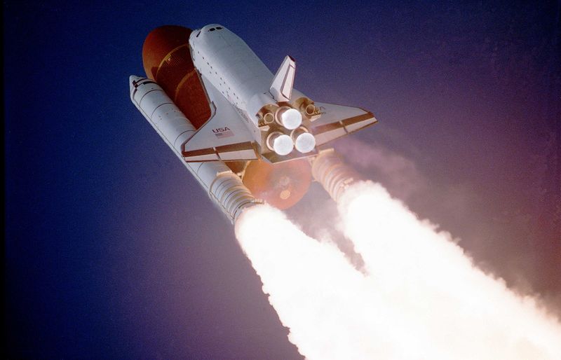Soubor:Atlantis taking off on STS-27.jpg