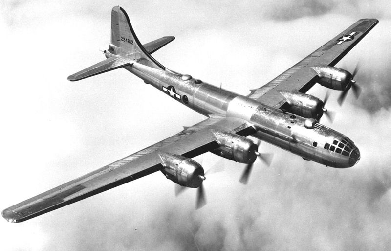 Soubor:B-29 in flight.jpg