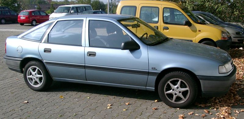 Soubor:Opel Vectra side 20071011.jpg