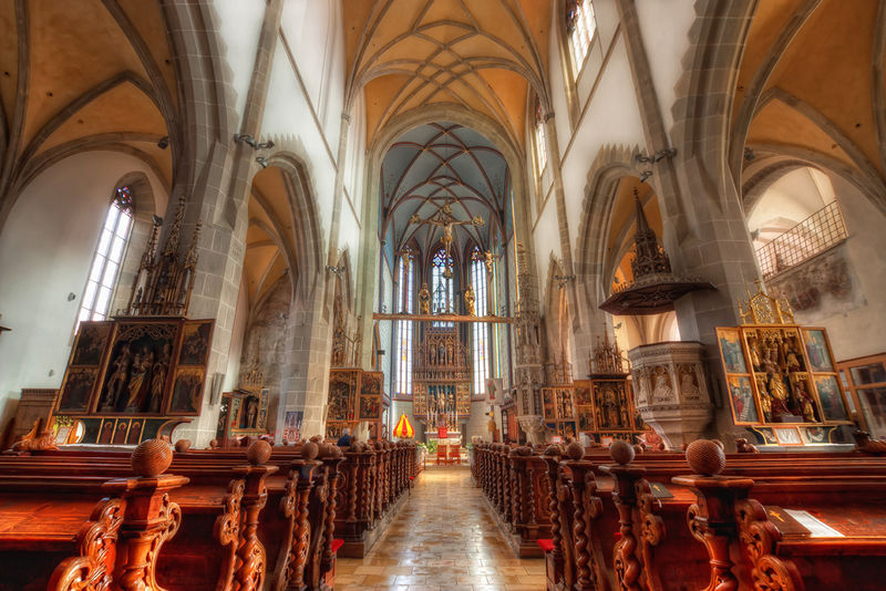 Soubor:Inside St.Egidius Church-theodevil.jpg