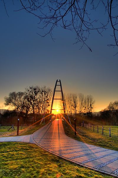Soubor:Orange Star Walferdange Flickr.jpg