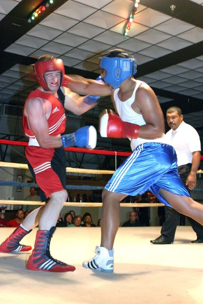 Soubor:Ouch-boxing-footwork.jpg
