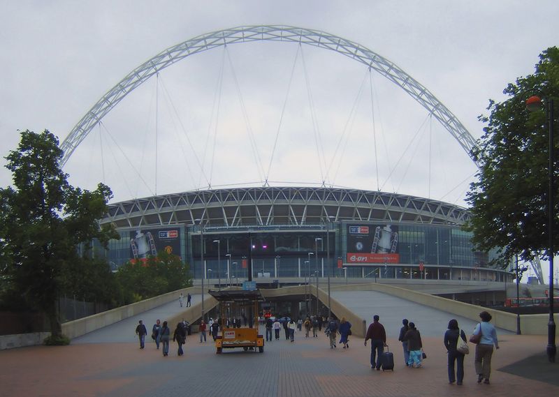 Soubor:Wembley Stadium closeup.jpg