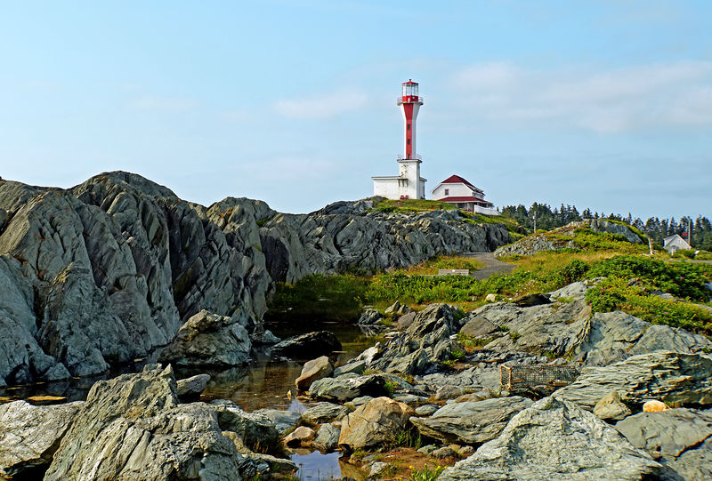 Soubor:NS-00005-Cape Forchu Lighthouse-DJFlickr.jpg