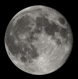 Měsíc, jak ho vidí pozorovatel ze Země