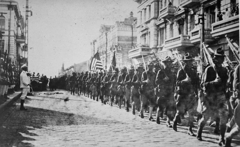 Soubor:American troops in Vladivostok 1918 HD-SN-99-02013.JPEG