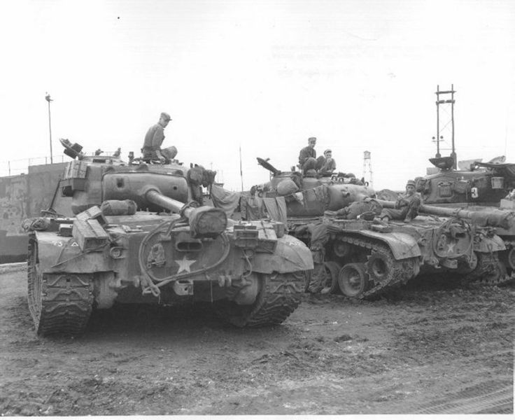 Soubor:US-tanks-korea.jpg