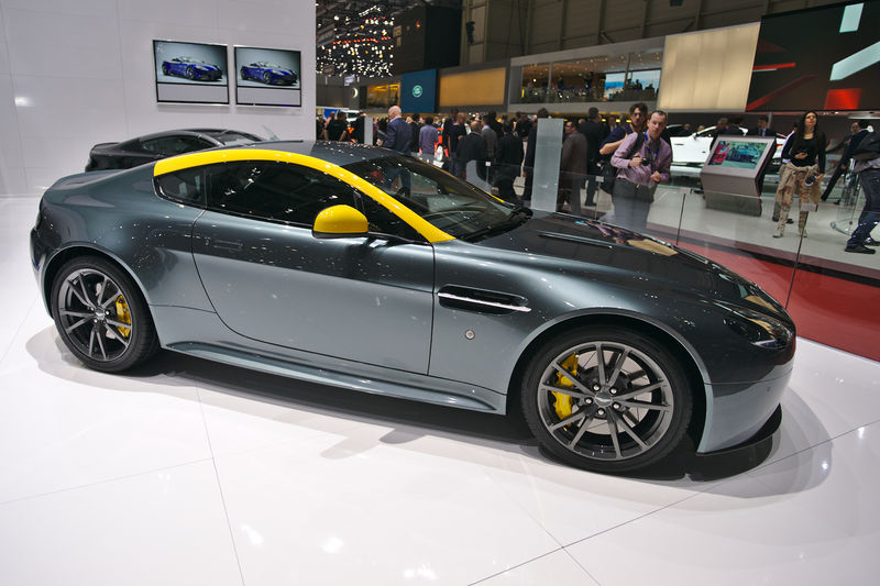 Soubor:Salon de l'auto de Genève 2014 - 20140305 - Aston Martin 2.jpg