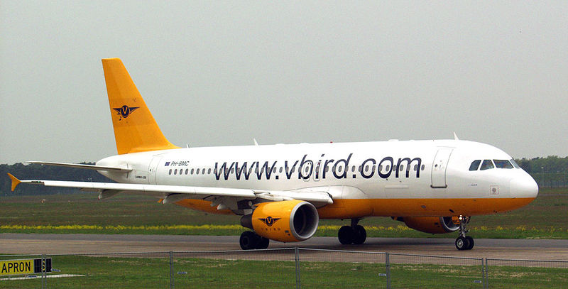 Soubor:VBird A320 in Gelb (PH-BMC).jpg