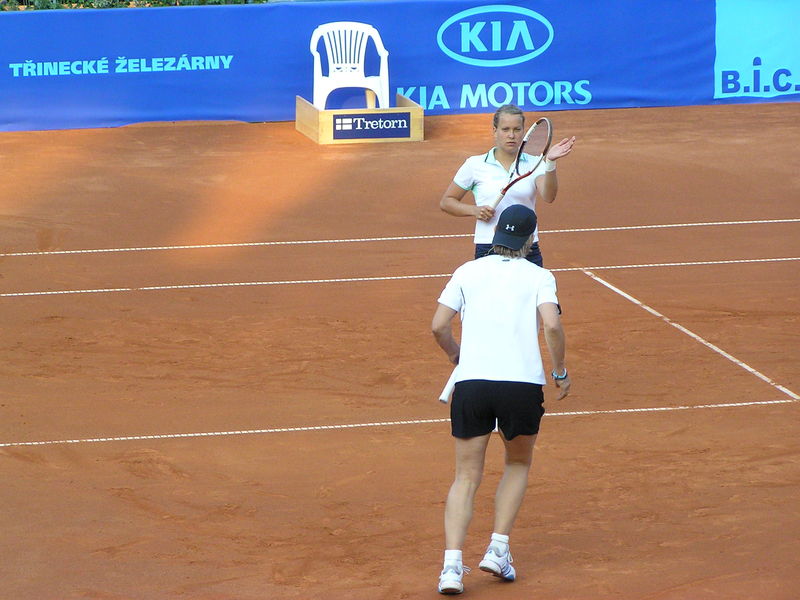 Soubor:MNavratilova-BStrycova-ECM-2006-56.jpg