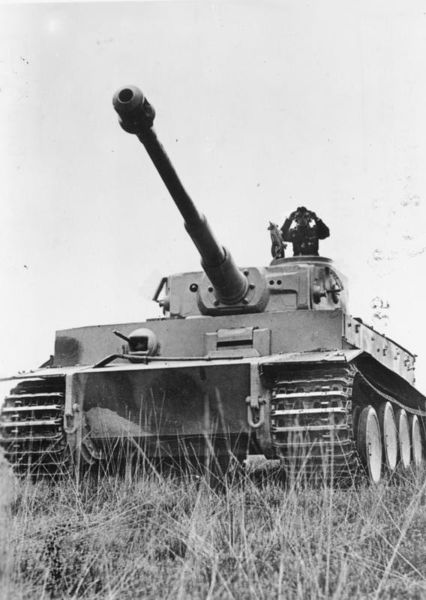 Soubor:Bundesarchiv Bild 183-J05741, Panzer VI 'Tiger I'.jpg