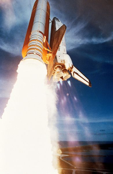 Soubor:STS 51-F-launch-NASAFlickr.jpg
