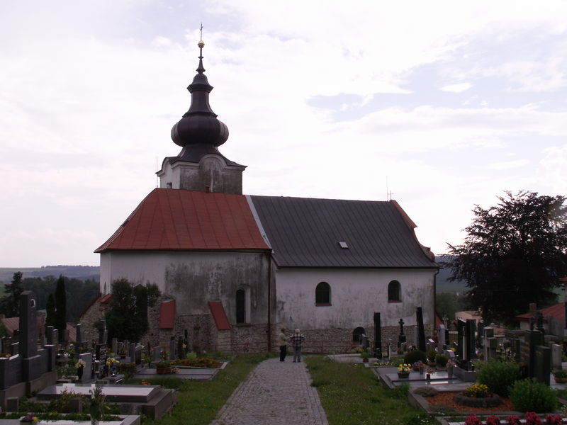 Soubor:Krucemburk-kostel svatého Mikuláše-1.JPG