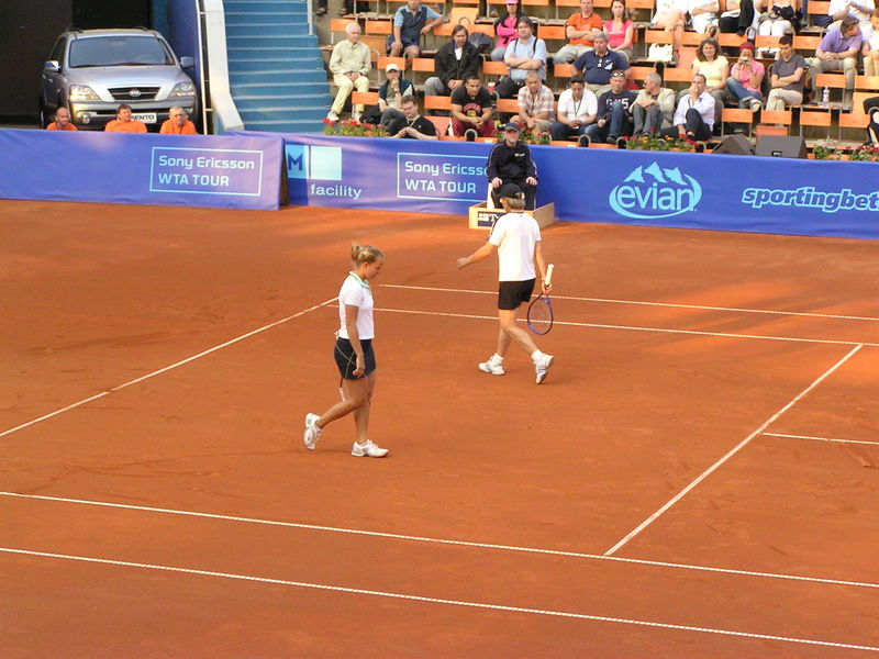 Soubor:MNavratilova-BStrycova-ECM-2006-43.jpg