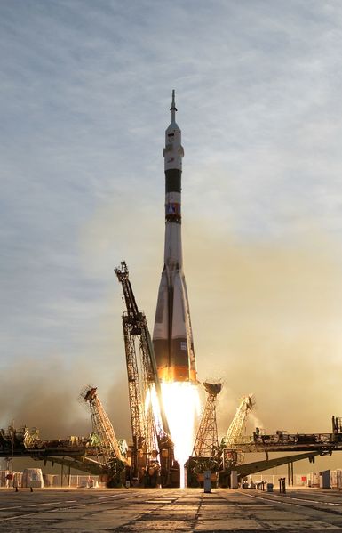 Soubor:Soyuz TMA-5 launch.jpg