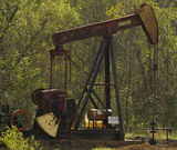 Čerpání ropy pomocí pumpy (USA)