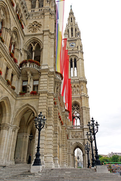 Soubor:Austria-00897-Vienna's City Hall-Flickr.jpg