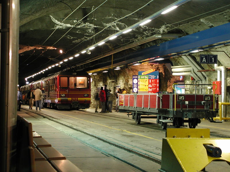 Soubor:Bahnhof Jungfraujoch.jpg