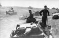 Bundesarchiv Bild 101I-185-0139-20, Polen, Russland, Panzer in Bereitstellung.jpg