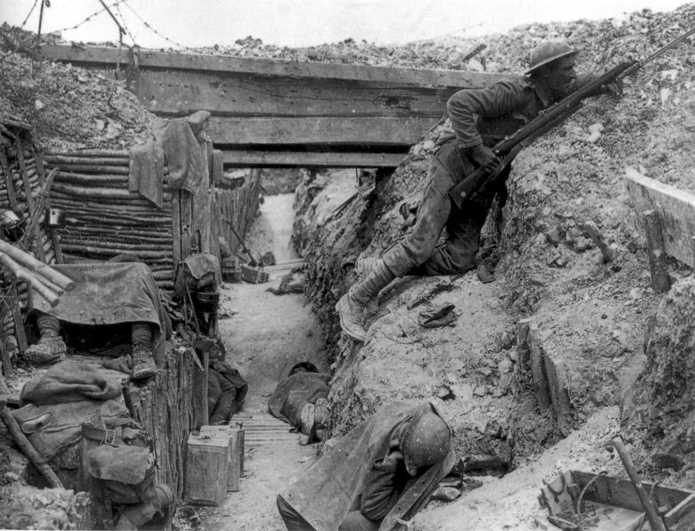 Soubor:Cheshire Regiment trench Somme 1916.jpg