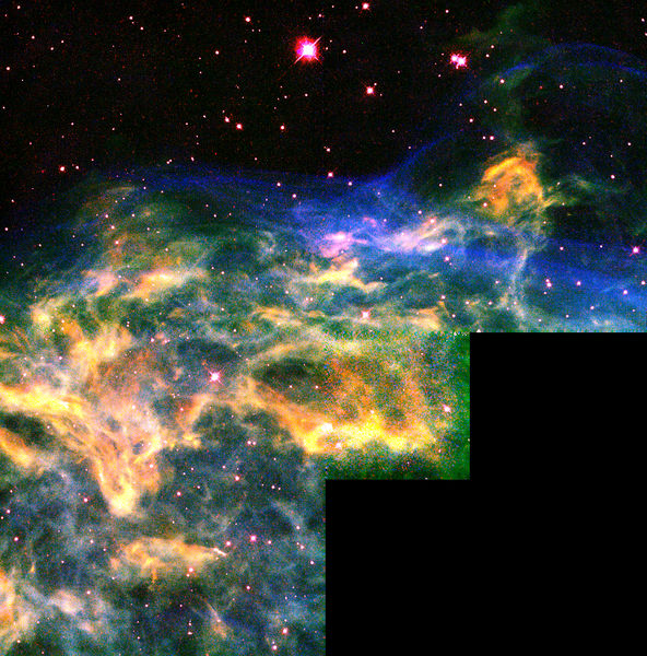 Soubor:NGC 6888HSTfull.jpg