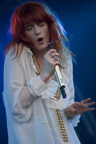 Soubor:Florence and the Machine-01.jpg